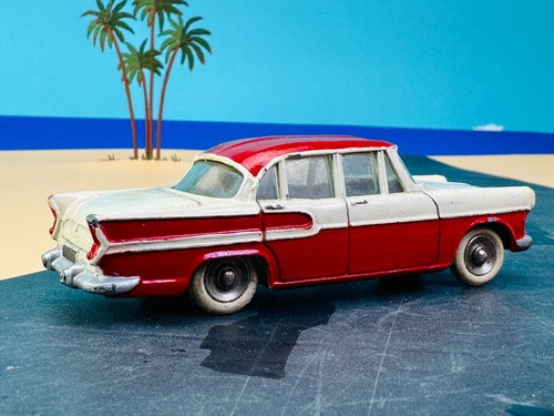 1:43 francés DINKY TOYS France 24K SIMCA Chambord rojo blanco llantas cóncavas DTF 1959 - Imagen 2 de 10