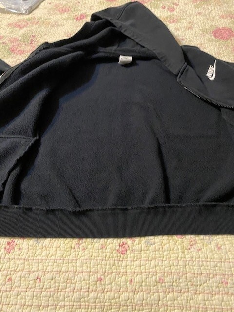 Picture 4 of 8