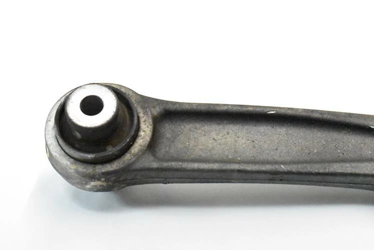 BMW 750i F01 2010 4,4 L suspensión delantera derecha brazo de control inferior OEM 6082T6 Foto 3 de 4