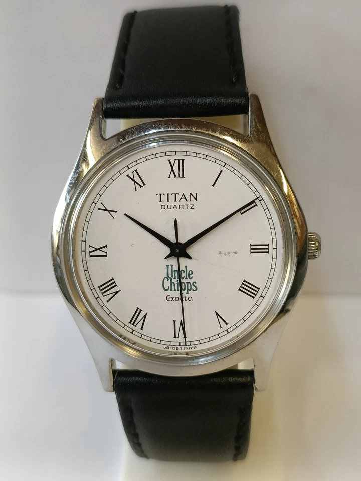 TITAN EXACTA CUARZO ESFERA BLANCA 180-81 INDIA HOMBRE FUNCIONANDO Foto 3 de 4