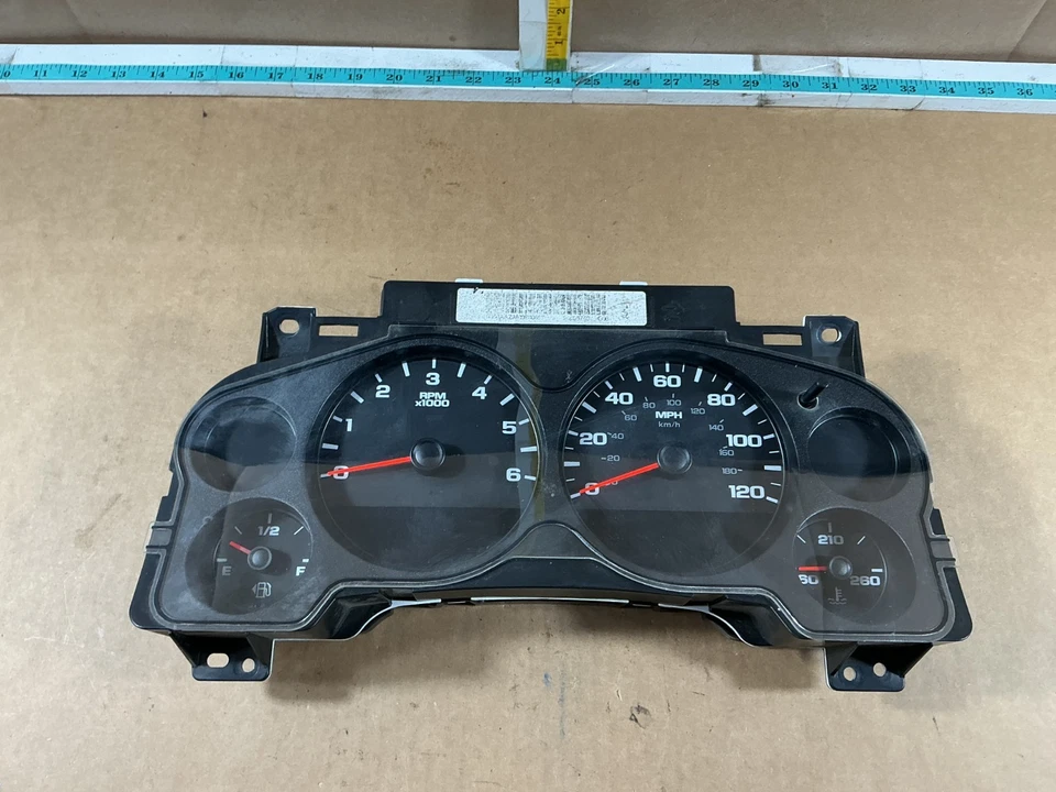 Cuadro de instrumentos velocímetro GMC Sierra 1500 2007-2013 20895743 Foto 2 de 4