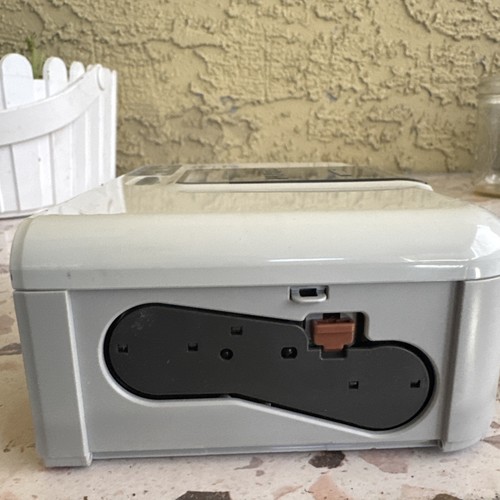 Canon Selphy CA-CP200 Compact 4X6 Postcard Photo Printer. - Picture 5 of 9