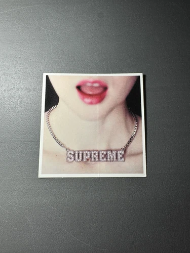 Collier autocollant salive dure suprême SS18 NEUF authentique