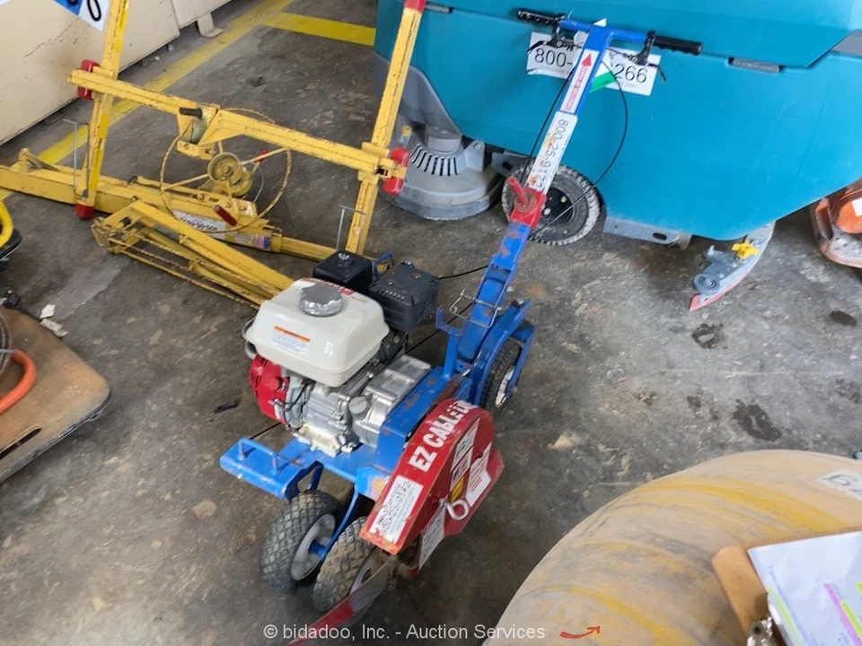 E-Z Trench TP400CL3 2019 cabina de zanja de cable Honda GX200 bidadoo