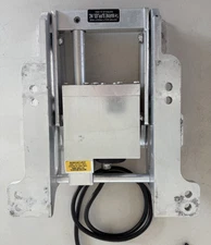 T-H Marine AHJM-4-DP Atlas Car Micro Jacker, 425 Pounds, Damaged locked up