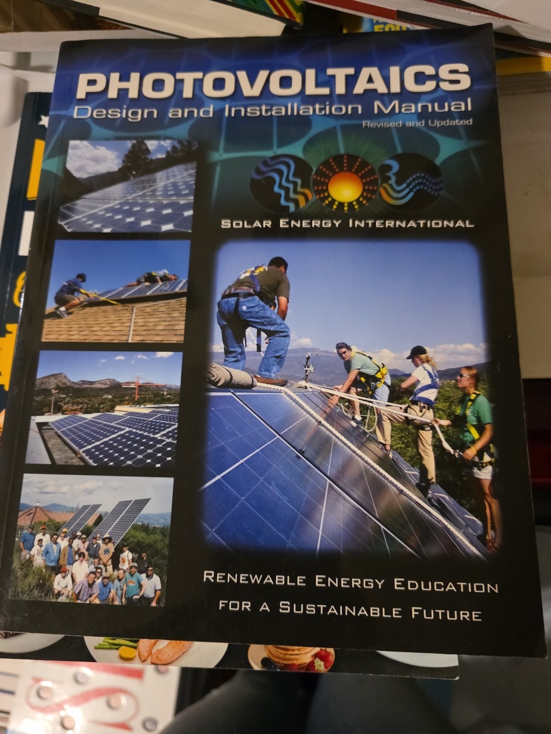 Photovoltaics Design And Installation Manual : Renewable Energy Education For...