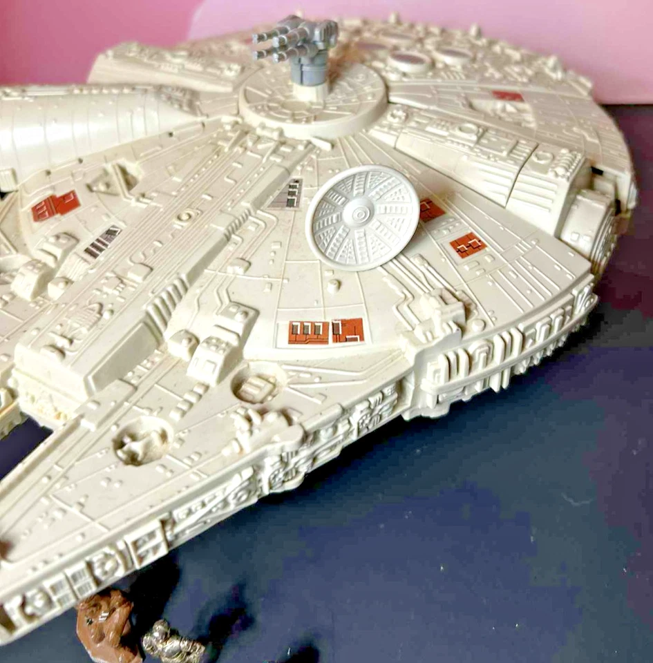 Star Wars Micro Collection 1982 Millennium Falcon Set casi completo como nuevo Foto 4 de 4