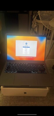 Apple MacBook Pro 13
