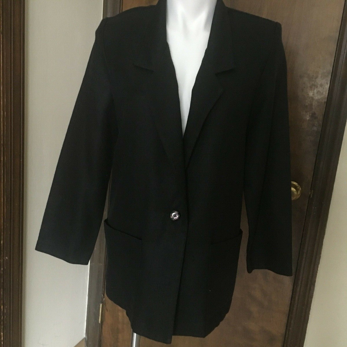 Vintage Briggs New York soft BLACK Coat/Jacket/ Blazer. Misses 8 