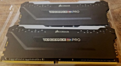 Corsair Vengeance RGB Pro 32GB (2 x 16GB) DDR4 DRAM 3600MHz - Zdjęcie 6 z 8