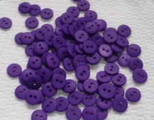 LOT OF 100 PURPLE 2 hole 7/16th INCH BUTTONS