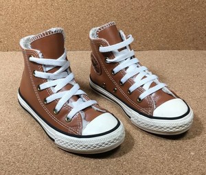 converse chuck taylor leather w