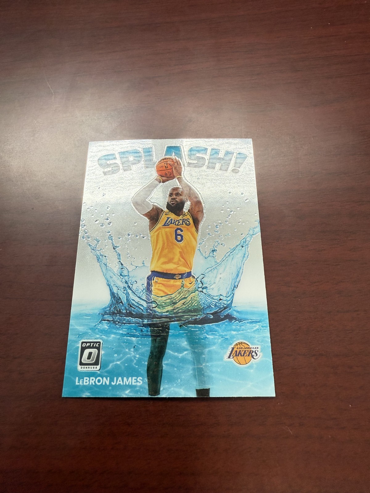 2022-23 Donruss Optic Splash #15 Lebron James