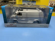 Greenlight Collectible 1983 GMC Vandura Scale 1:18 Limited Edition