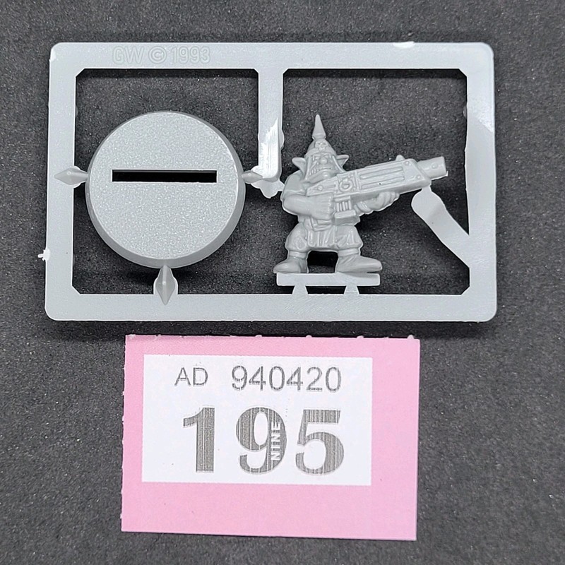 Gretchin On Sprue Plastic Warhammer 40k 2nd Edition OOP 1993 Orks