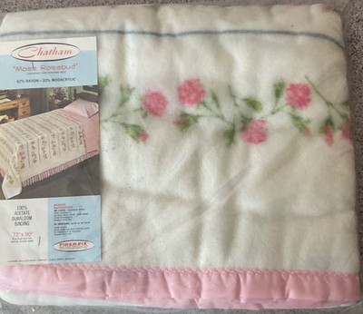 Vintage Chatham Blanket Rose Ring Satin Edge Acrylic 72 x90  Sealed Full
