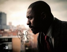 Idris Elba Signed 11x14 Photograph BECKETT