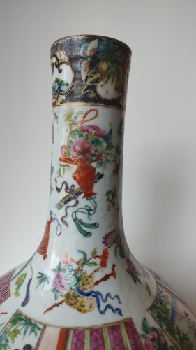 Antique Chinese Famille Rose Porcelain Vase 1700s - Picture 18 of 19