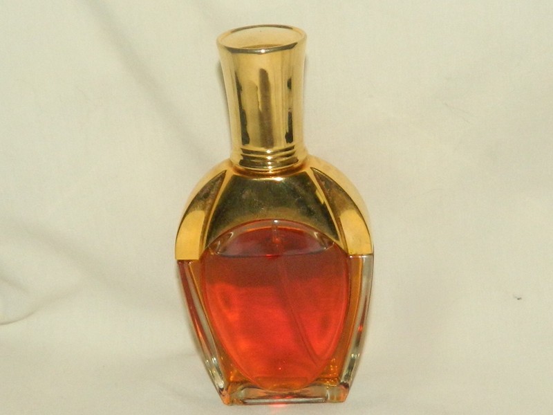 Vintage Original Mary Kay 1.75 OZ. Premonition Fine Cologne Spray W/ Box