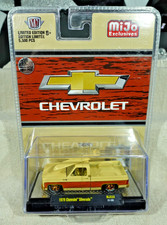 M2 Machines 1979 Chevrolet Silverado CHASE 1/...