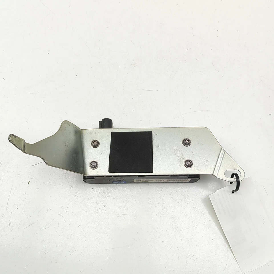 PEUGEOT 3008 MK2 SUV P84 ESP Control Module 9824468280 1.6 Hybrid 132kW 2024 - Image 2 of 4