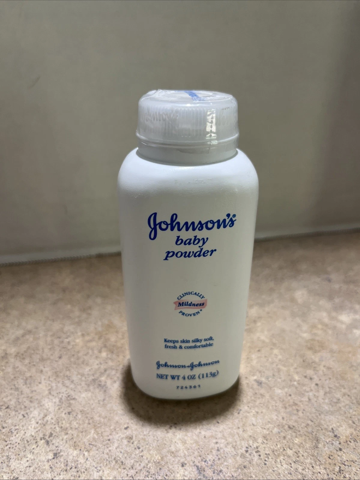 Vtg Johnson's Baby Powder 4 OZ With Talc Johnson & Johnson 2004 SEALED & NEW NOS
Opens in a new wind