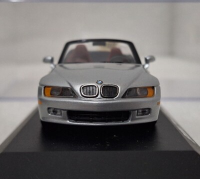 3) BMW Z3 Roadster 2.8 1996 Silver 1:43 Minichamps EXTREMELY