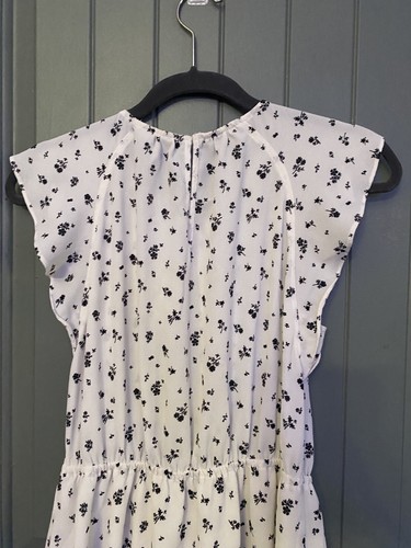 H&M Flounced Sleeved Dress White And Black Floral Keyhole Back Stretch Waist 4 - Picture 13 of 13