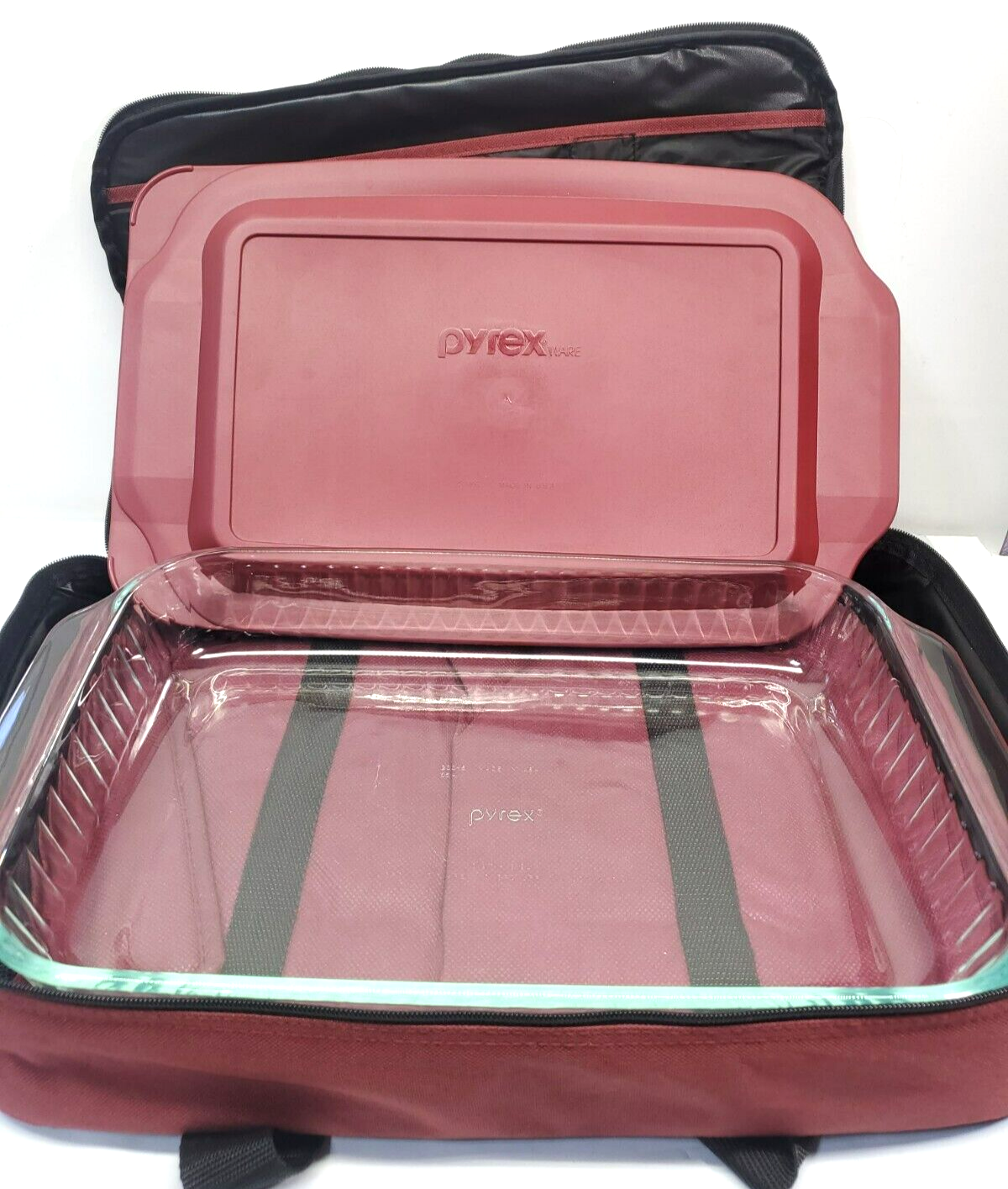 Pyrex Portables 5 Piece Insulated Red Food Carrier w/ 3 Qt Casserole Dish 233-S