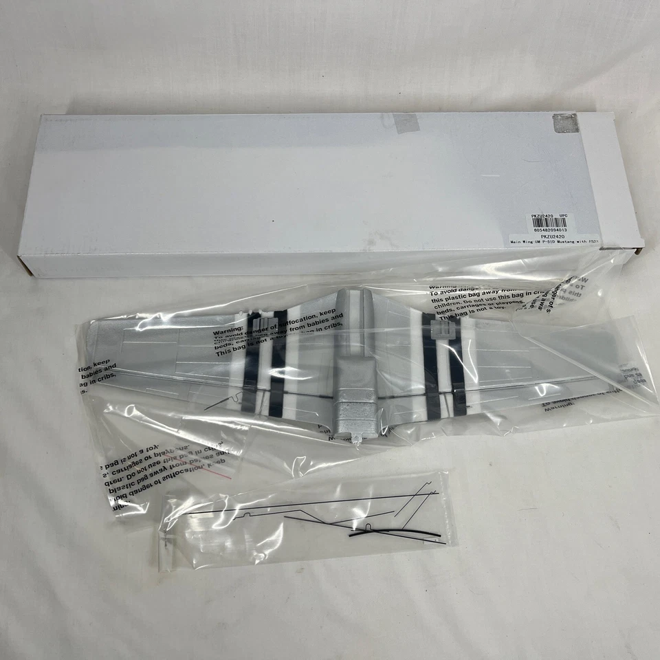 Ala principal PKZU2420 UM P-51D Mustang con AS3X NUEVO EN PAQUETE Foto 4 de 4