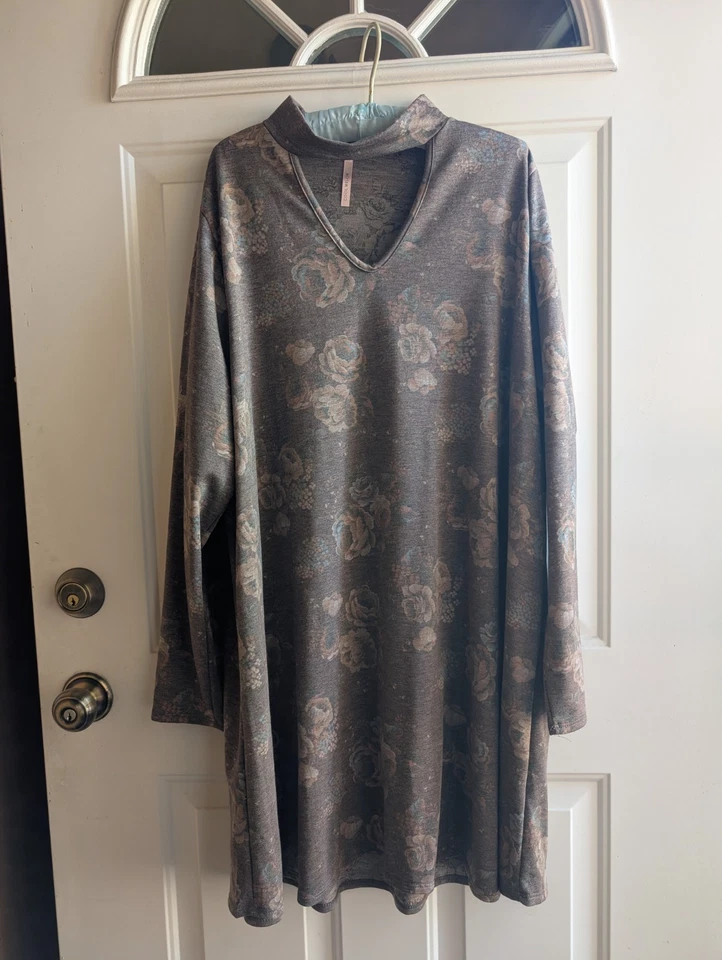 LOTE de 4 vestidos talla grande 2X - maxi, cortos y hasta la rodilla Foto 2 de 4