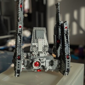 lego star wars: kylo ren's command shuttle 75104 (INCOMPLETE/MISSING)