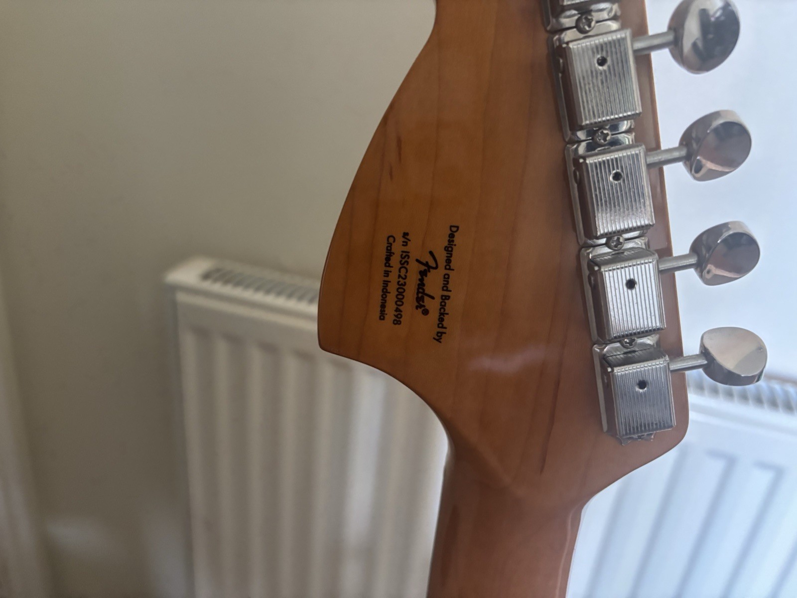 Squier Classic Vibe 70s Style Stratocaster 2