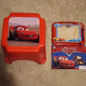 Disney Pixar 'Lightning McQueen' Cars Lot, Child's Seat & Magnetic Drawing Board