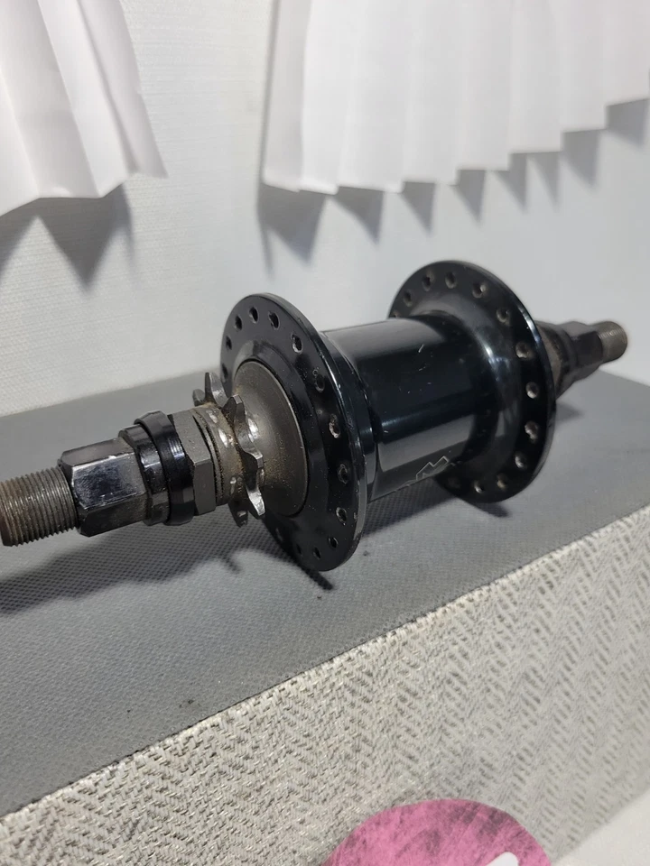 Buje trasero MOSH Pro BMX 8 dientes apagón conductor accionamiento derecho eje sólido de 14 mm Foto 3 de 4