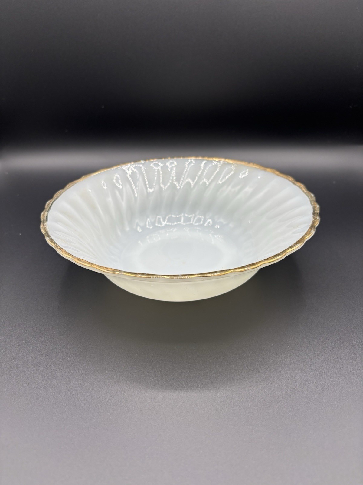 Vintage Anchor Hocking Fire King Milk Glass Swirl 8.5
