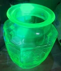 Vintage Anchor Hocking Cameo Princess Depression Uranium Glass 8” Vase Green