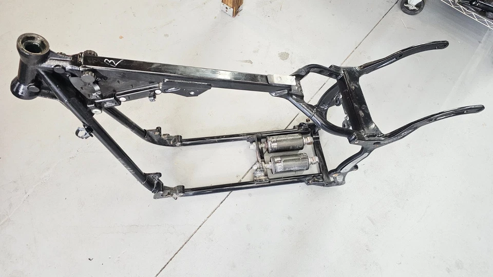 2003 HARLEY SOFTAIL DEUCE Main Frame Chassis Straight - Image 4 of 4
