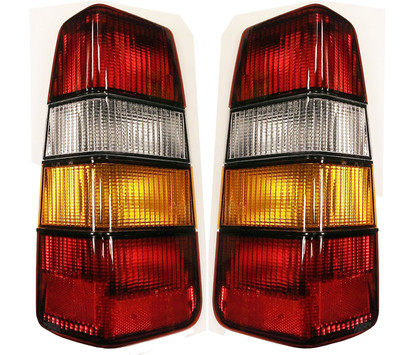 VOLVO 240 245 WAGON Tail Light Set of 2 NEW left and right 1372441