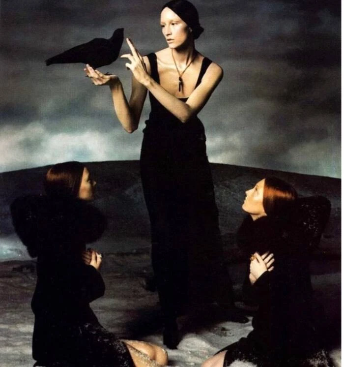 ABITO GIANNI VERSACE F W 1998 GIANNI VERSACE PASSERELLA LATERALE APERTA TAGLIA 4 PINNA RARA