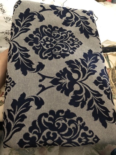 3.5Y Filigree Crests Polished Navy Matte Winter White Cotton Jacquard Fabric Rem - 第 6/8 張圖片
