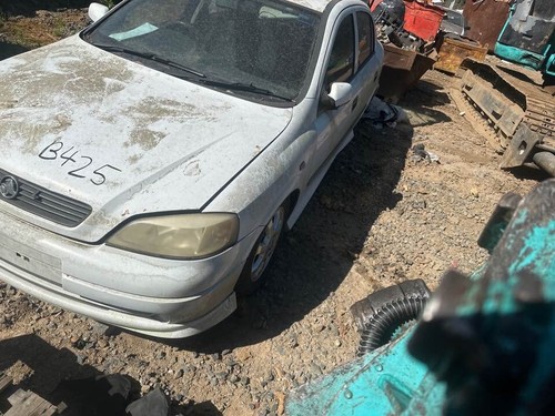 2001 Holden Astra TS Left Front Door Trim 98-04 Hatch/Wagon #B425 - Picture 5 of 12