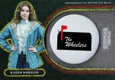 Stranger Things Upside Down, Karen Wheeler Button Pin Relikt Karte VP-KW