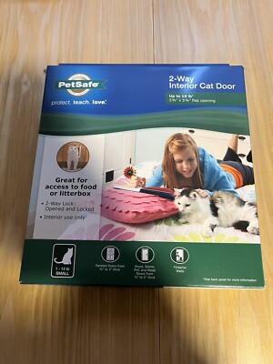 PetSafe 2 Way Locking Indoor Cat Door White Small