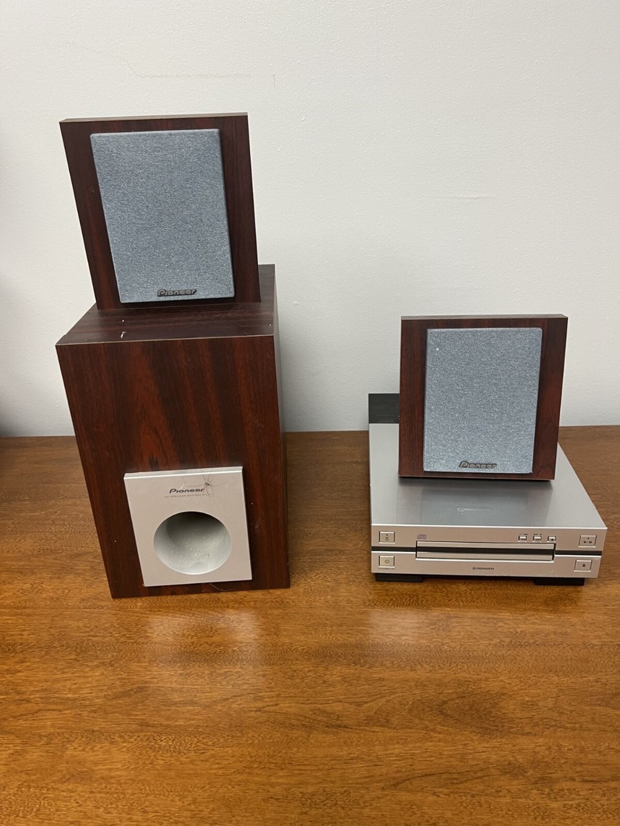 PIONEER XC-L7 RECIEVER /CD PLAYER TESTED WORKING VERY NICE FREE