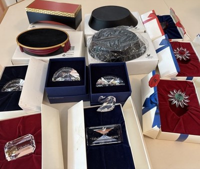 Huge Lot Swarovski Crystal SCS Stand Plaques Figurine Annuals Box Miscellaneous