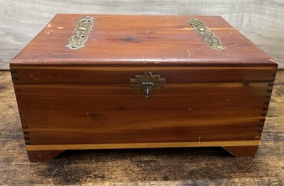 Vintage Cedar Keepsake Jewelry Box Brass Hardware Dovetail Wood Chest