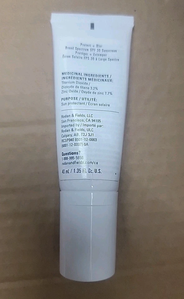 Protector solar Rodan and Fields RECHARGE 3 + desenfoque amplio espectro FPS 30 nuevo Foto 2 de 3