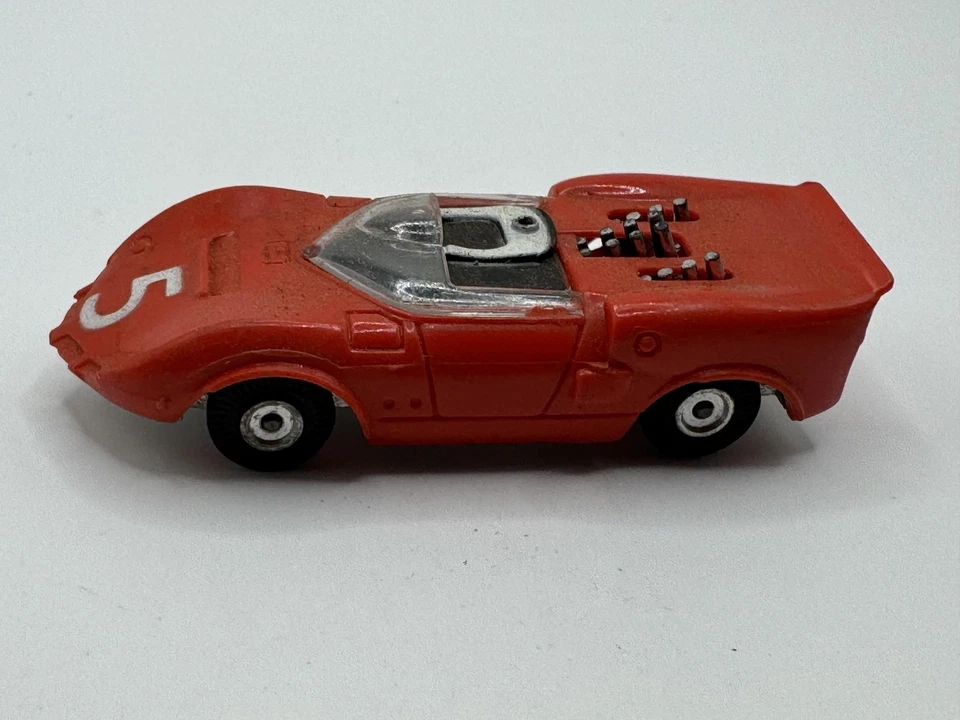 VINTAGE AURORA CIGAR BOX CHAPARRAL 6114 DIECAST CAR RED MADE IN USA 1960S NO.5 - Image 3 of 4