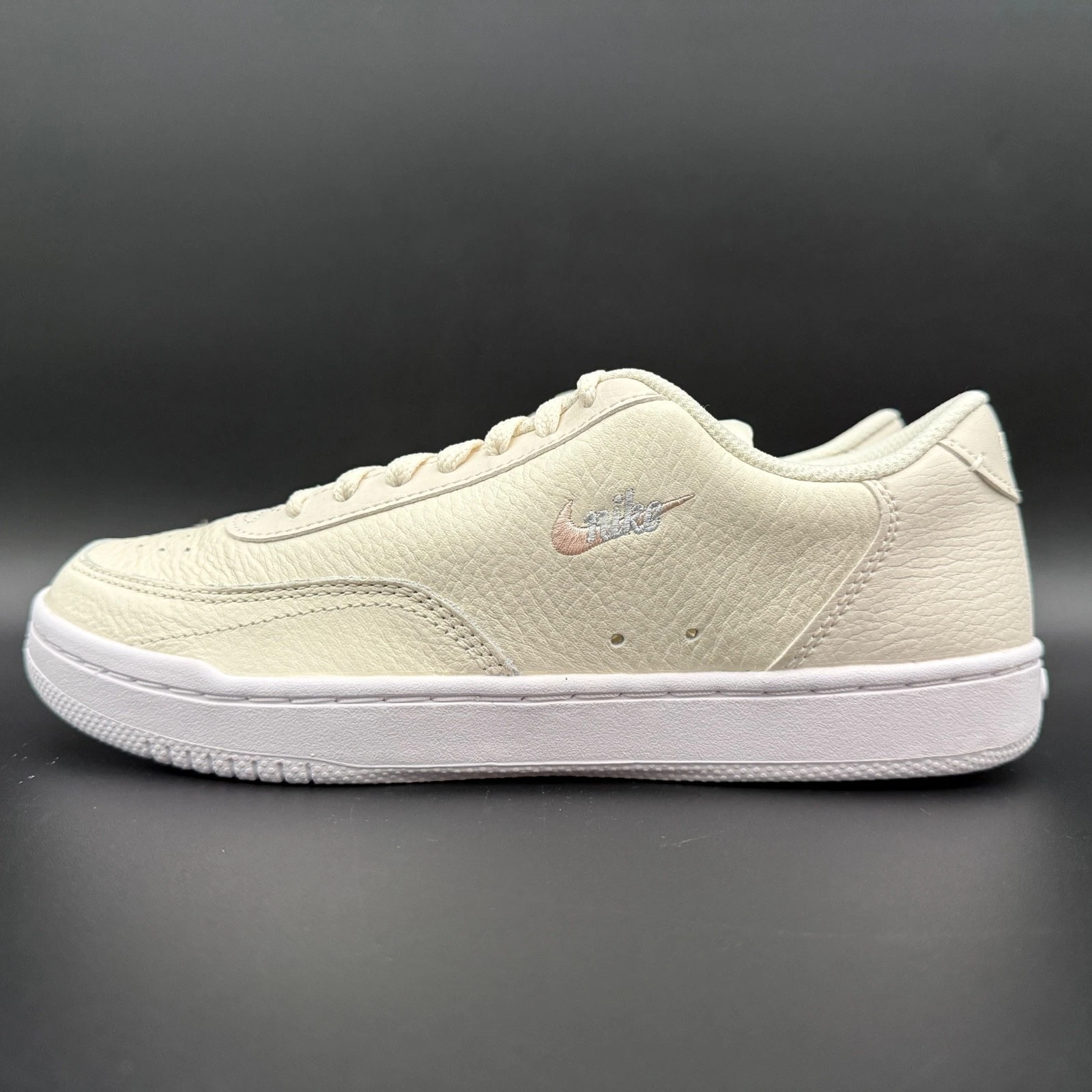 Nike Women Court Vintage Premium 'Pale Ivory' PRM Shoes CW1067 101